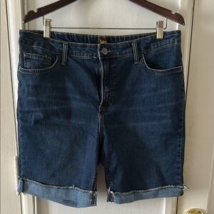 Lee’s Women's Blue Denim Shorts